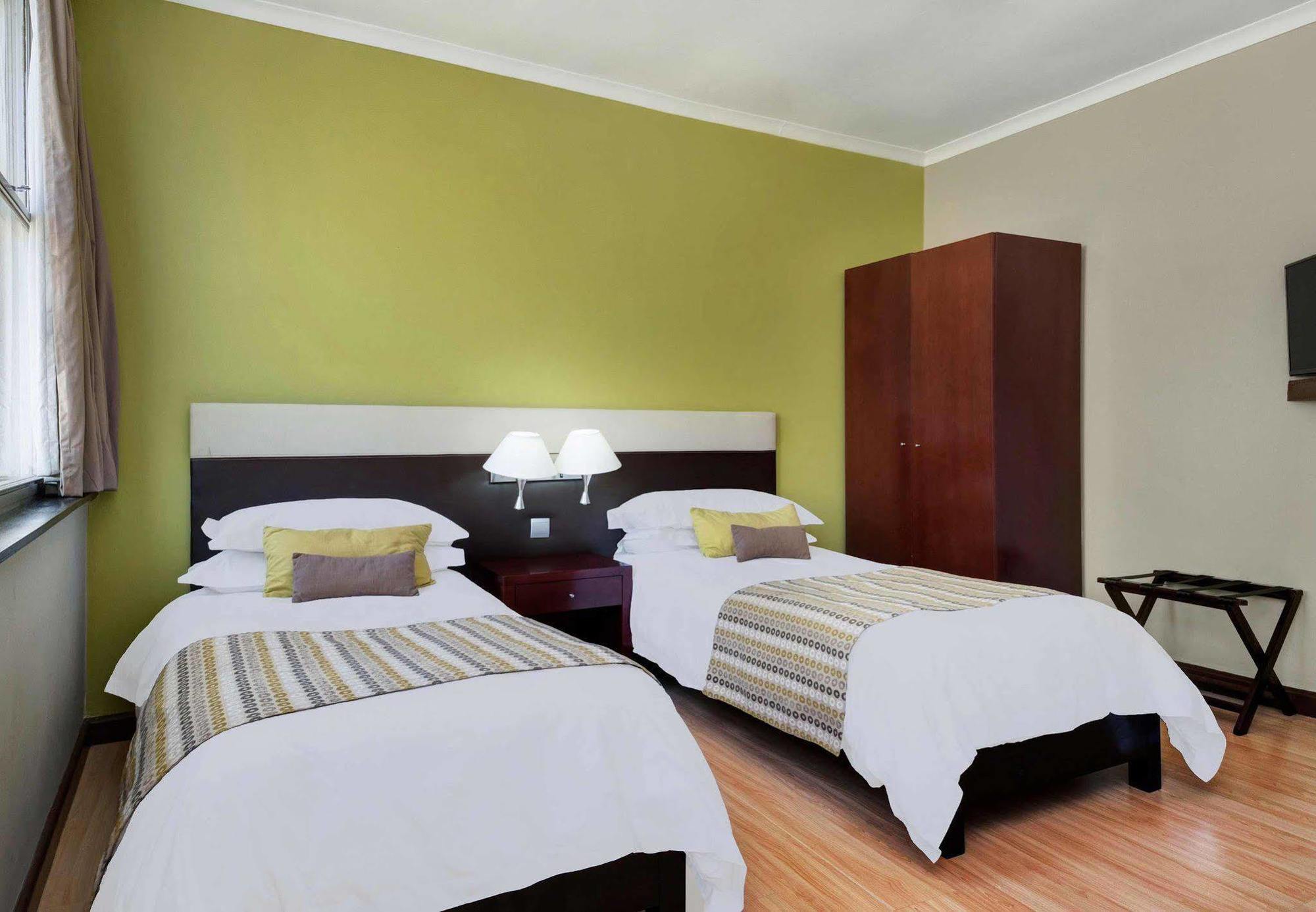 Protea Hotel Lusaka Cairo Road Exterior photo