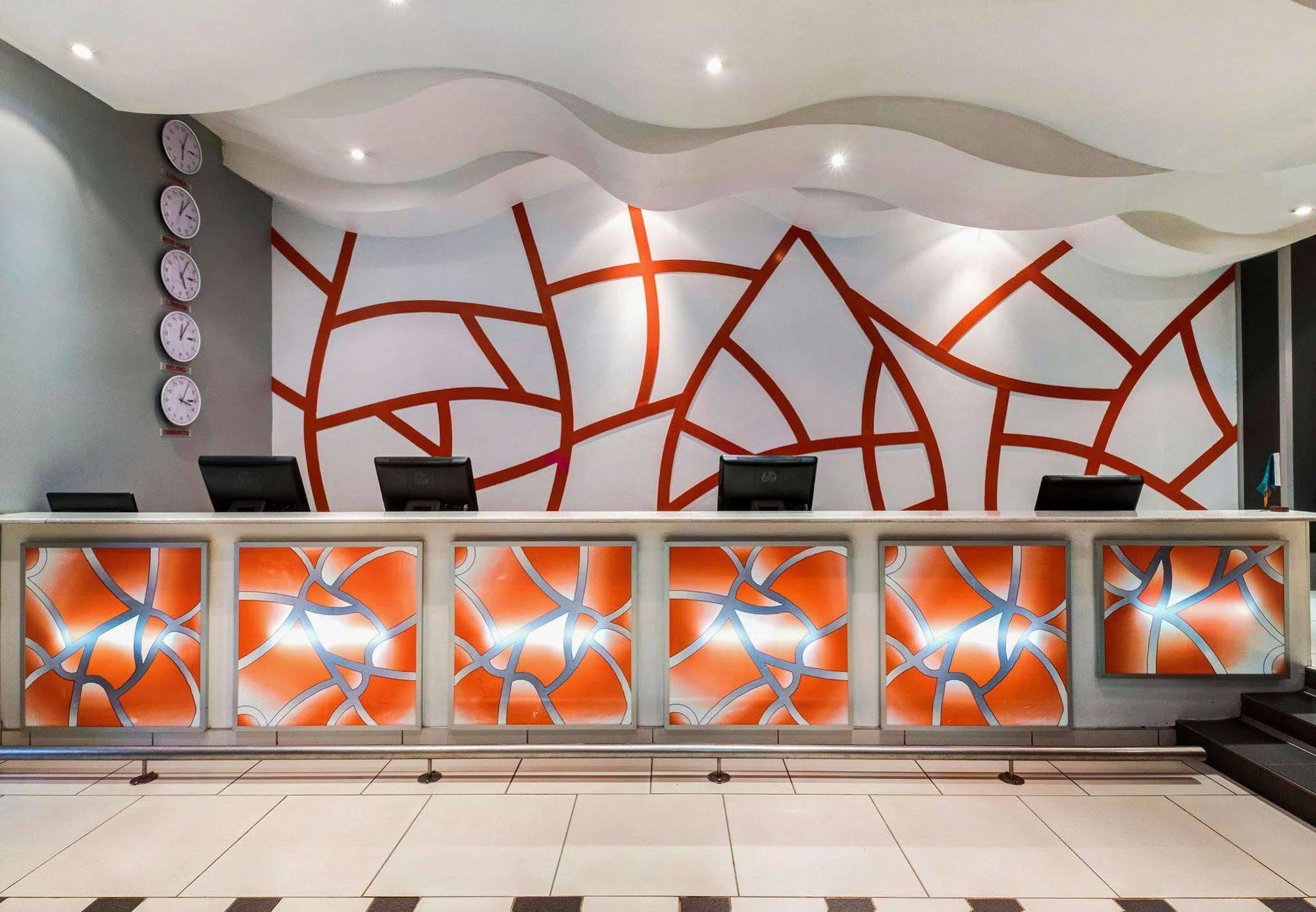 Protea Hotel Lusaka Cairo Road Exterior photo